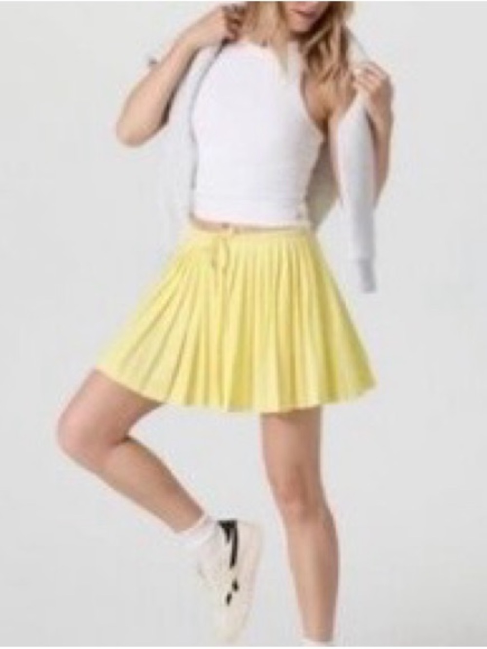 VUORI CLEMENTINE PLEATED SKIRT YELLOW.SIZE LARGE